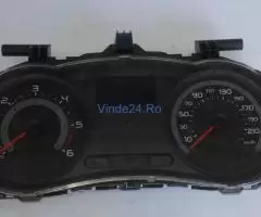 Ceas Bord Europa - Afisaj In Km Renault CLIO 3 2005 - Prezent 8200582702