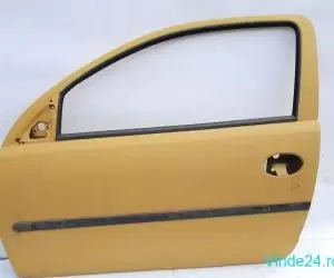 Usa / Portiera Stanga,fata,Galben,coupe / 2 Portiere Opel CORSA C 2000 - 2009