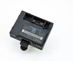 Calculator Audi A6 (4F, C6) 2004 - 2011 4F0959795F