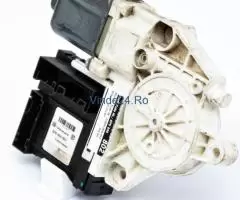 Motoras Macara Fata,dreapta Audi A3 (8P) 2003 - 2013 8P0959802, E840311202