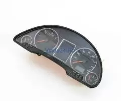 Ceas Bord Anglia - Afisaj Mile Si Km,motorina Audi A4 B7 (8E) 2004 - 2008 8E0920951E, 0263626092