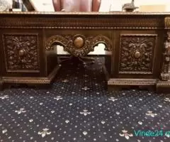 Mobilier de colecție