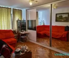 vanzare apartament dou[ camere