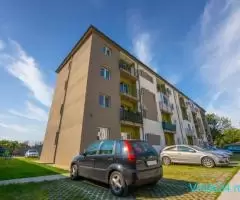 Apartament 2 camere mutare rapida loc de parcare gratuit in ansamblu