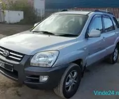 Dezmembrez Kia SPORTAGE (JE, KM) 2004 - 2010 2.0 CRDi Motorina