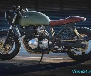 Suzuki GSX 750 Inazuma Cafe Racer