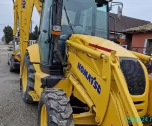 Buldoexcavator Komatsu WB93R5