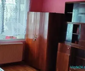 Apartament cu 3 camere, de vanzare