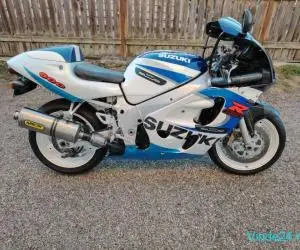 SUZUKI GSXR 600 ! stare FOARTE BUNA